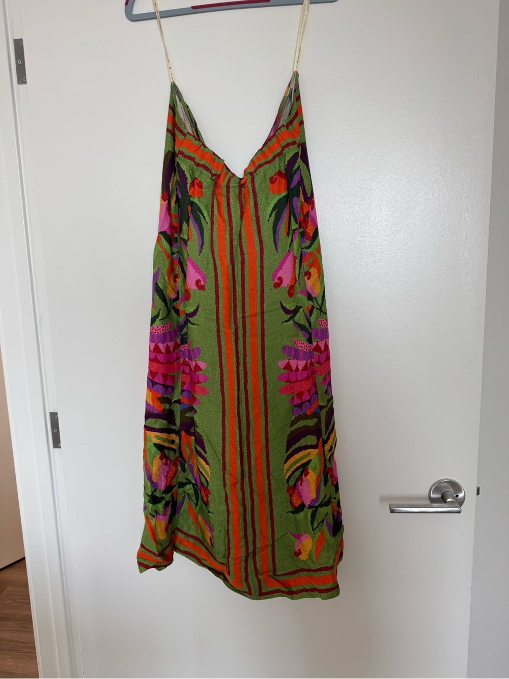 FARM Rio Toucan Scarf Crop Top and Midi Skirt matching set - Picture 9 of 14